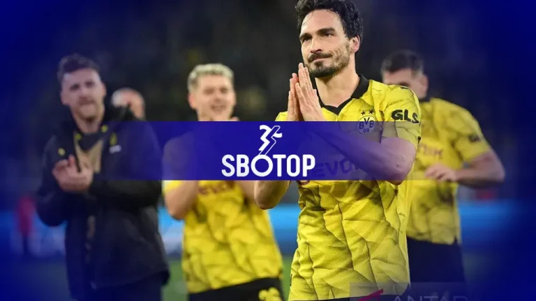 SBOTOP: Mats Hummels Catatkan 500 Penampilan Bersama Borussia Dortmund