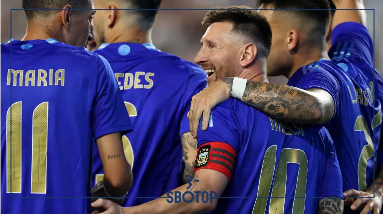 SBOTOP: Merayakan Lebih Meriah!' - Lionel Messi Kirim Pesan Saat Berbagi Kue Ulang Tahun dengan Rekan Tim Argentina di Copa America