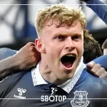 SBOTOP : Man Utd meningkatkan tawaran senilai hingga £50 juta untuk bek Everton