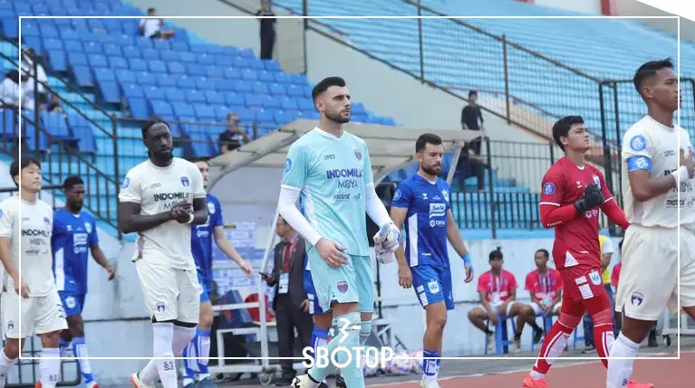 SBOTOP Kisah Debut Gemilang: Igor Rodrigues | Kiper Persita Langsung Catat Clean Sheet dan Bawa Kemenangan di BRI Liga 1