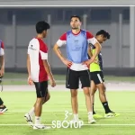 SBOTOP Jens Raven Menyikapi Pemindahan Venue Kualifikasi Piala Asia U-20 2025: “Tidak Masalah, Rumput di Madya Lebih Bagus”